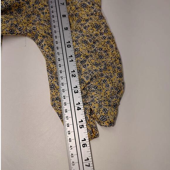 Max Studio Floral Yellow Blue Blouse Tunic Puff 3/4 Sleeve Size  Large - Picture 9 of 10